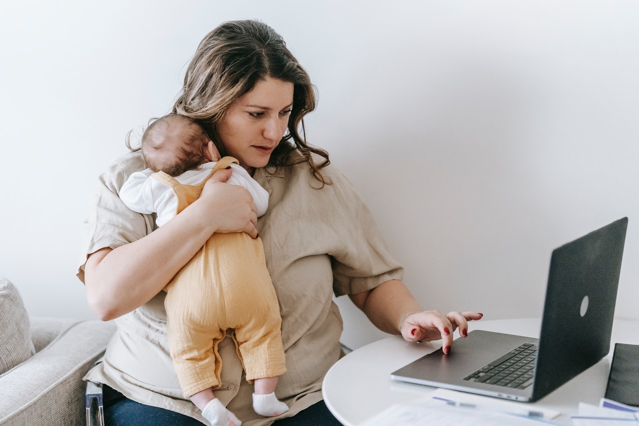 Maman au foyer : Comment devenir Mompreneur ?